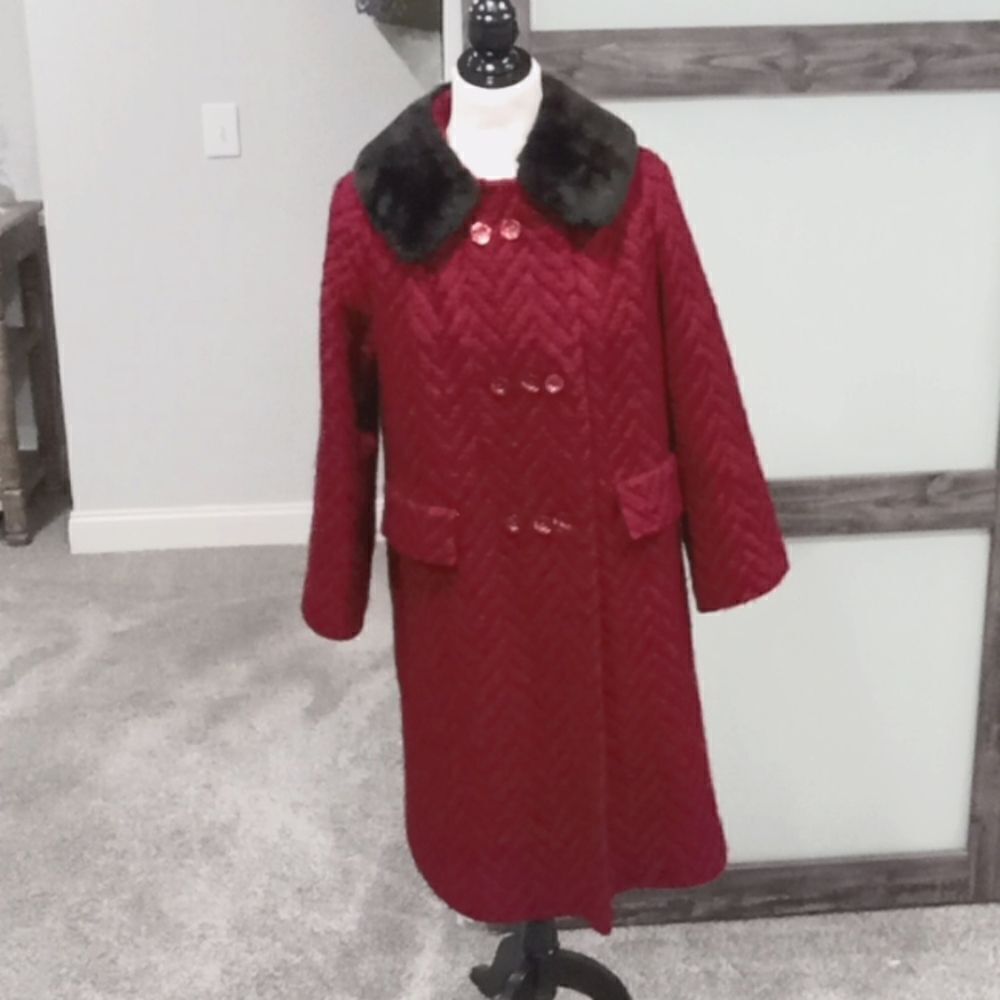 Vintage 1970's Michel Daniel red & black wool 3 button coat w faux fur size 8P